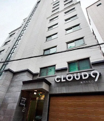 호텔 Cloud 9 3*